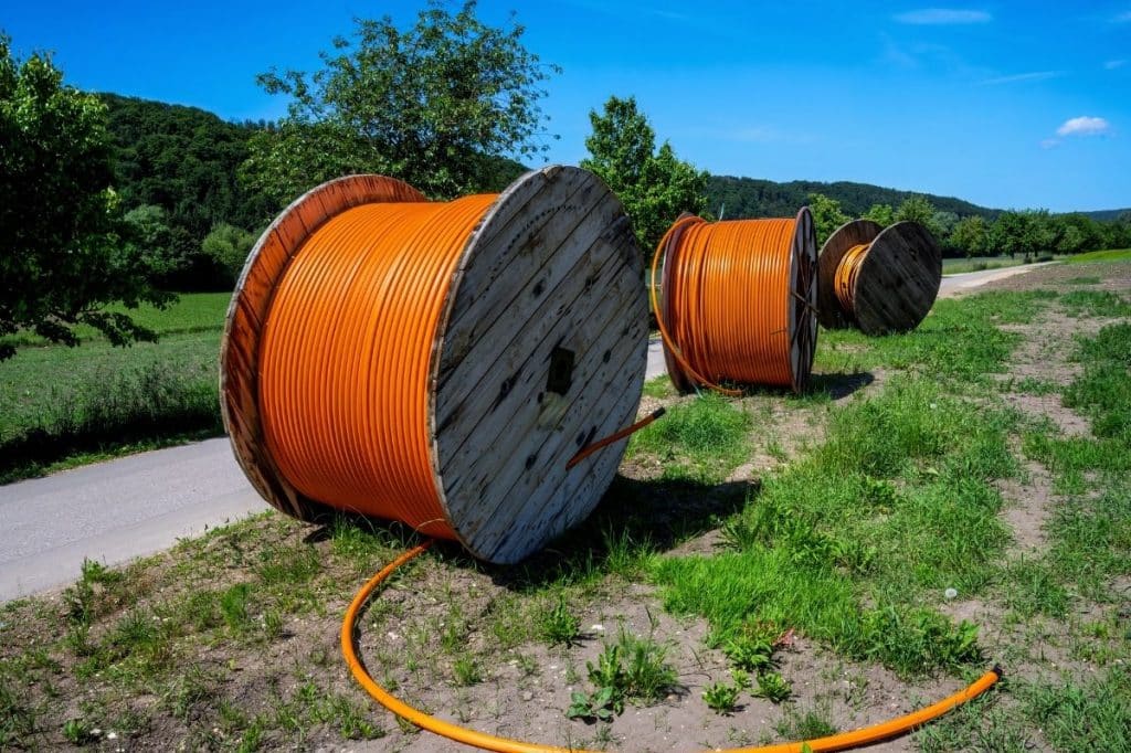 QLD MUDA BUGTA fibre cabling common property