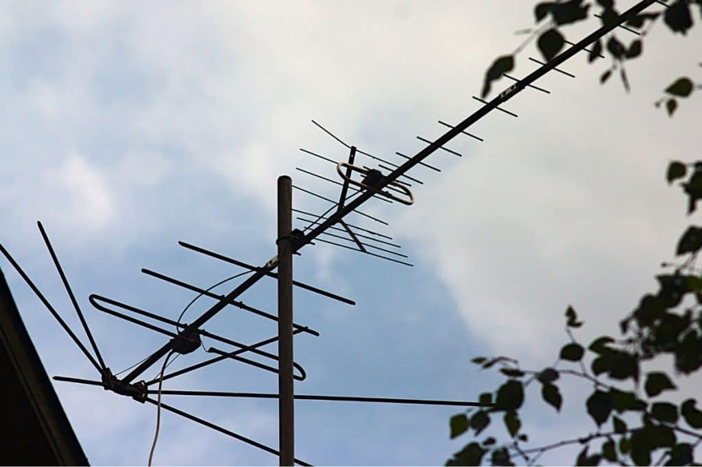 QLD body corporate common property tree TV antenna booster responsibility