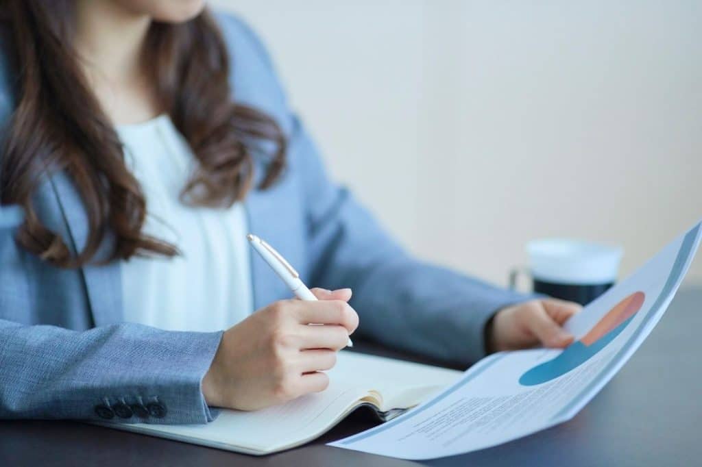 building manager report committee minutes owners QLD