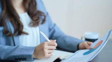 building manager report committee minutes owners QLD
