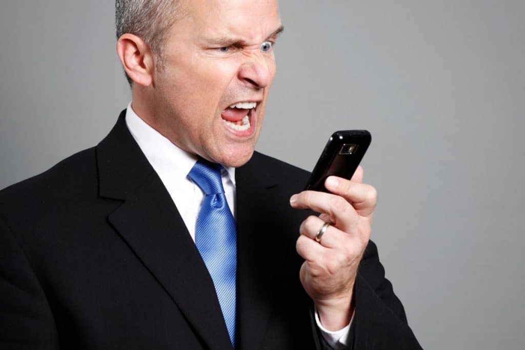 feedback vs bullying