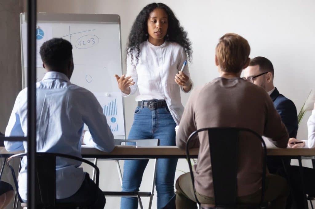 how much discussion is allowed at a body corporate agm qld