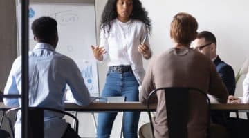 how much discussion is allowed at a body corporate agm qld