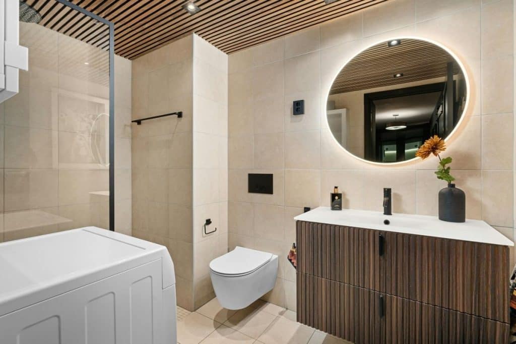 nsw concealed in-wall cistern common wall owners corporation responsibility