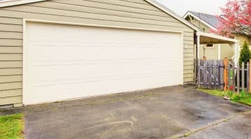 utility lot garage sold separately apartment