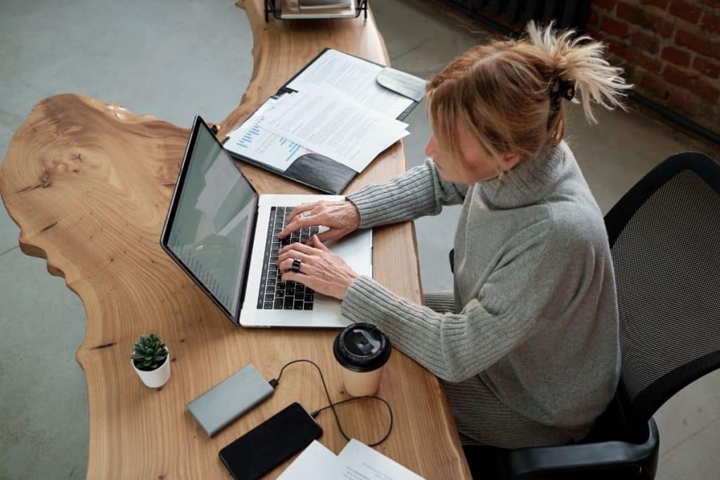 what does section 55 require strata managers to provide to owners nsw