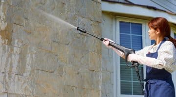 what insurance should a body corporate caretaker have qld