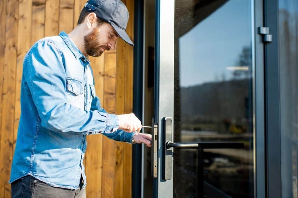 who is responsible for common property damage after break in qld