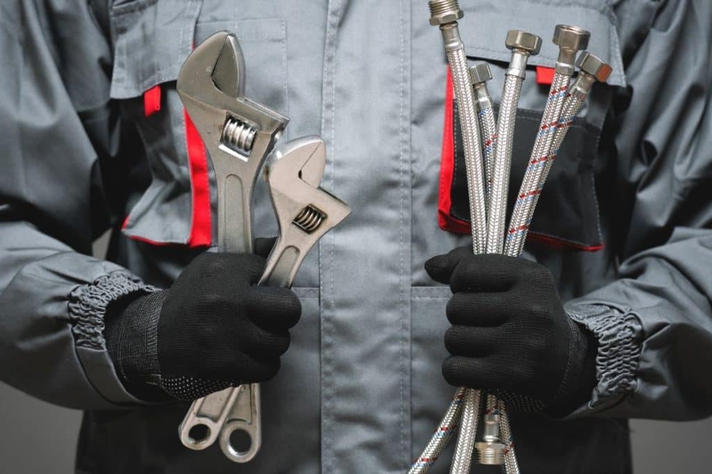 who pays for plumbing repairs in strata scheme wa